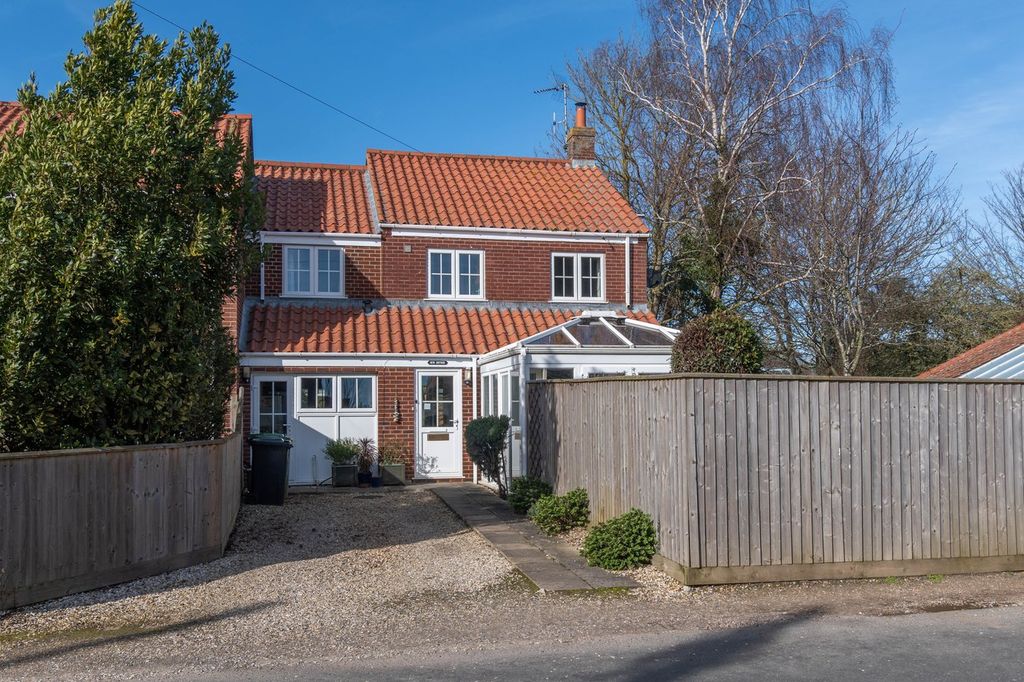 Property photo 1 of 21