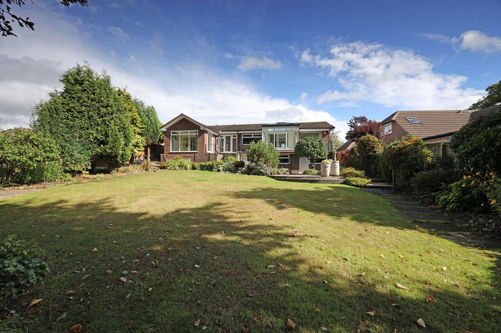 Property photo 1 of 46