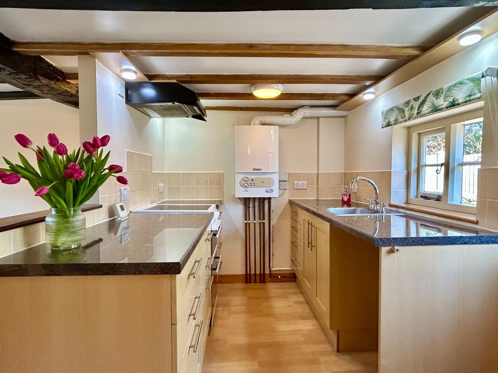 Property photo 2 of 16 Kitchen