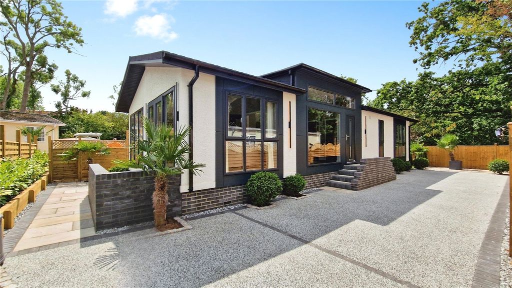 Property photo 1 of 24 Picture No. 07