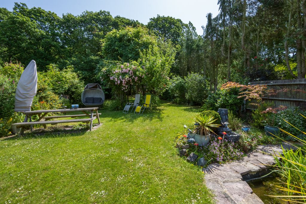 Property photo 2 of 17 Rear Garden