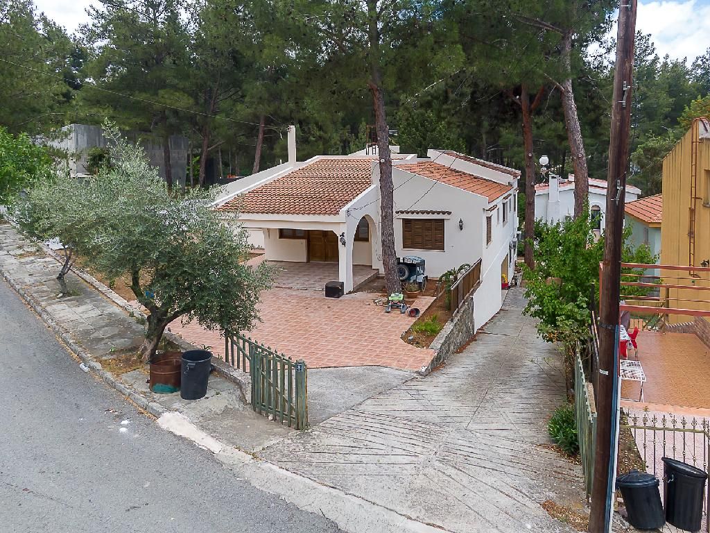 Property photo 1 of 19