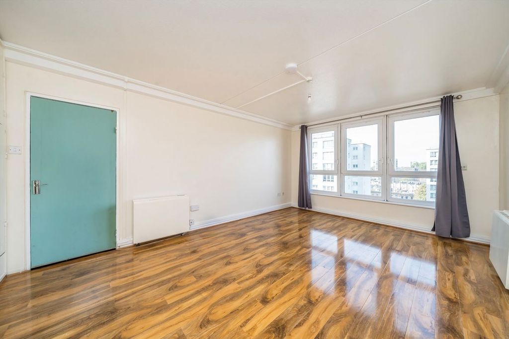 Property photo 2 of 5