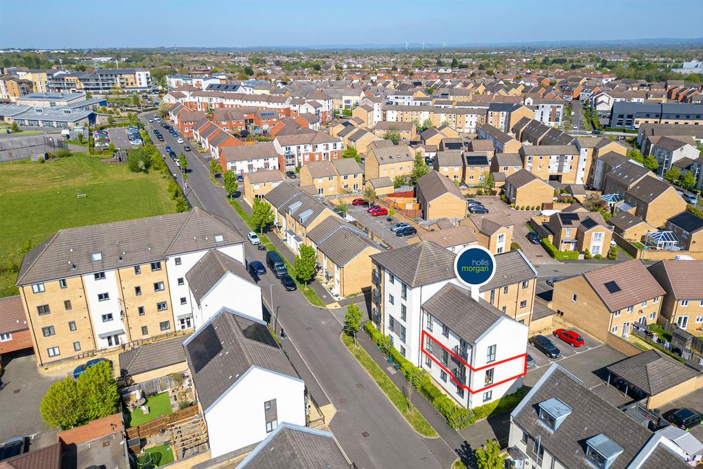 Property photo 3 of 26 19 Bushy Road Patchway, Bristol Bs34 5Gp | Leaseho