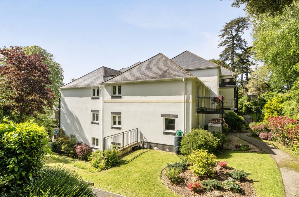Additional image 8 of 1 bed flat for saleDunheved Road, Launceston, Cornwall PL15
