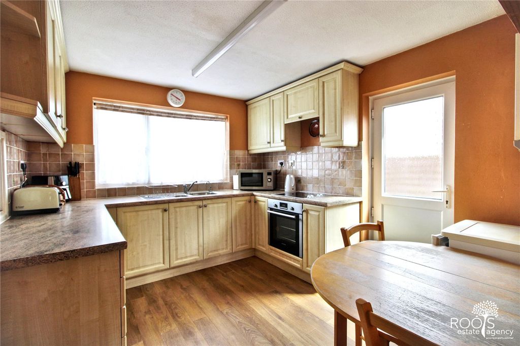 Property photo 2 of 11 Picture No. 05