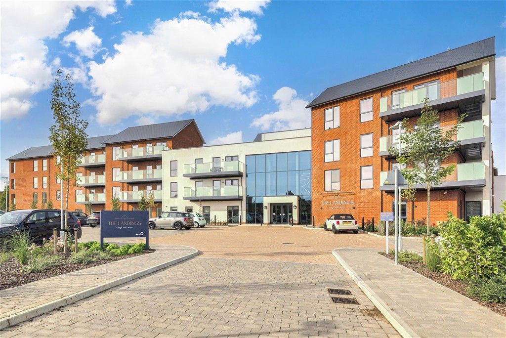 Property photo 3 of 10 Front External