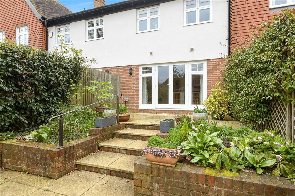 Property photo 1 of 20 Rear Garden