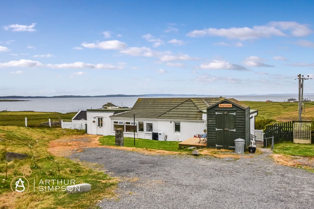 Property photo 1 of 28 4419690
