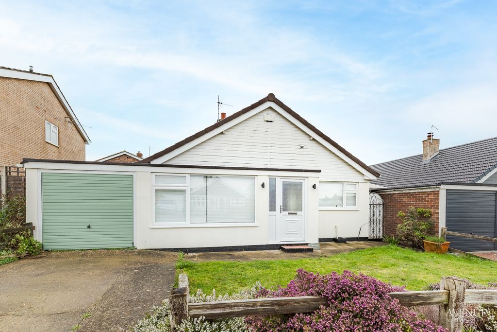 Property photo 1 of 30 4821470