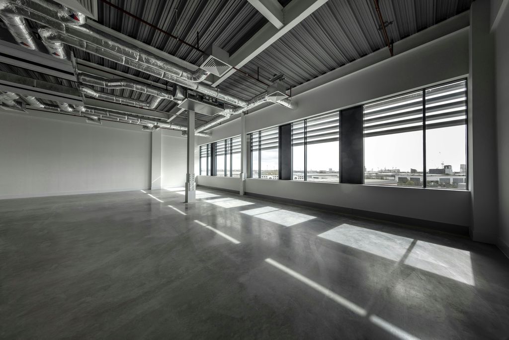 Property photo 3 of 19 Floor 5.Jpg