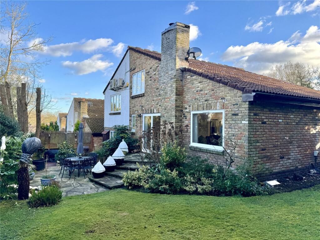 Property photo 2 of 14