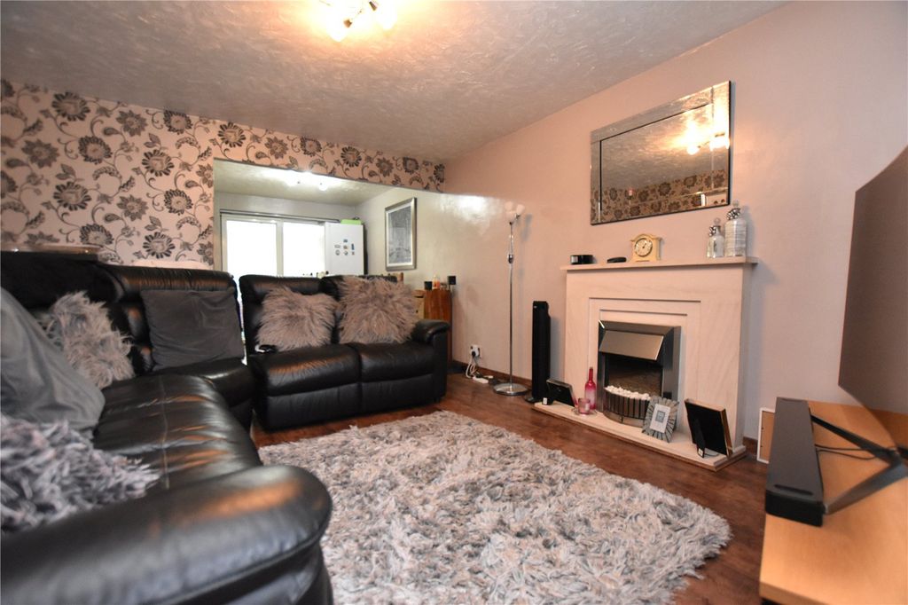 Property photo 3 of 16 Picture No. 04