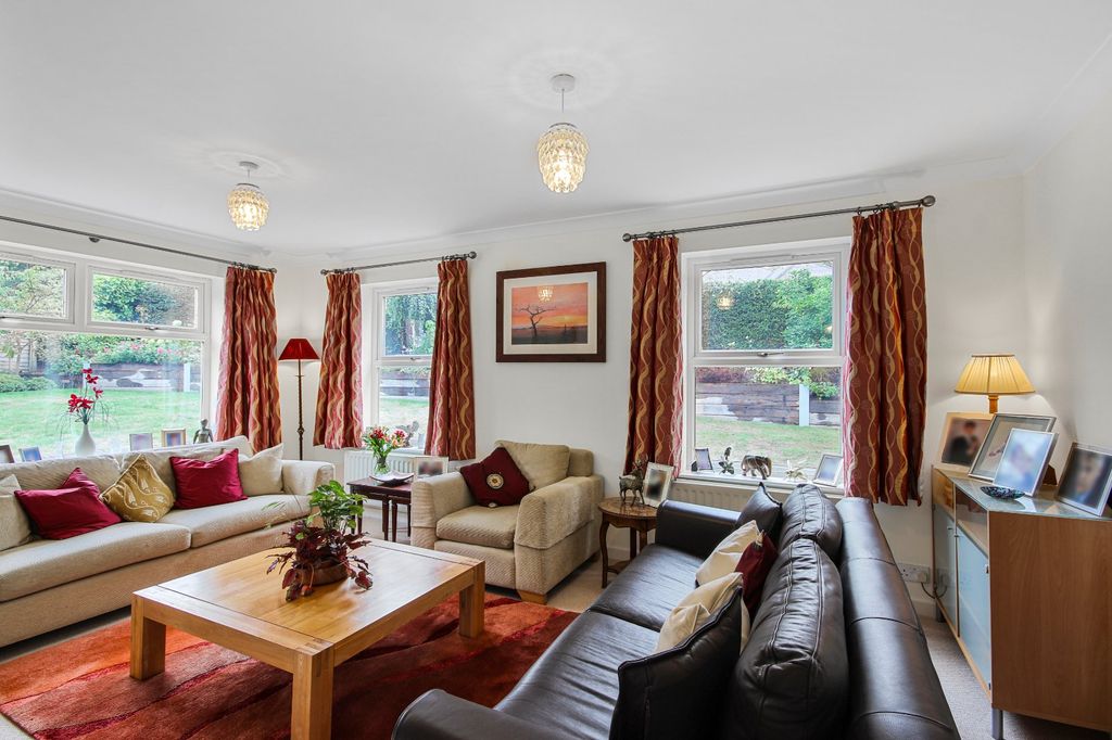Property photo 3 of 15 Drawing Room