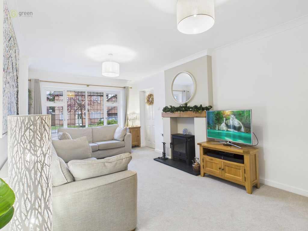 Property photo 2 of 34