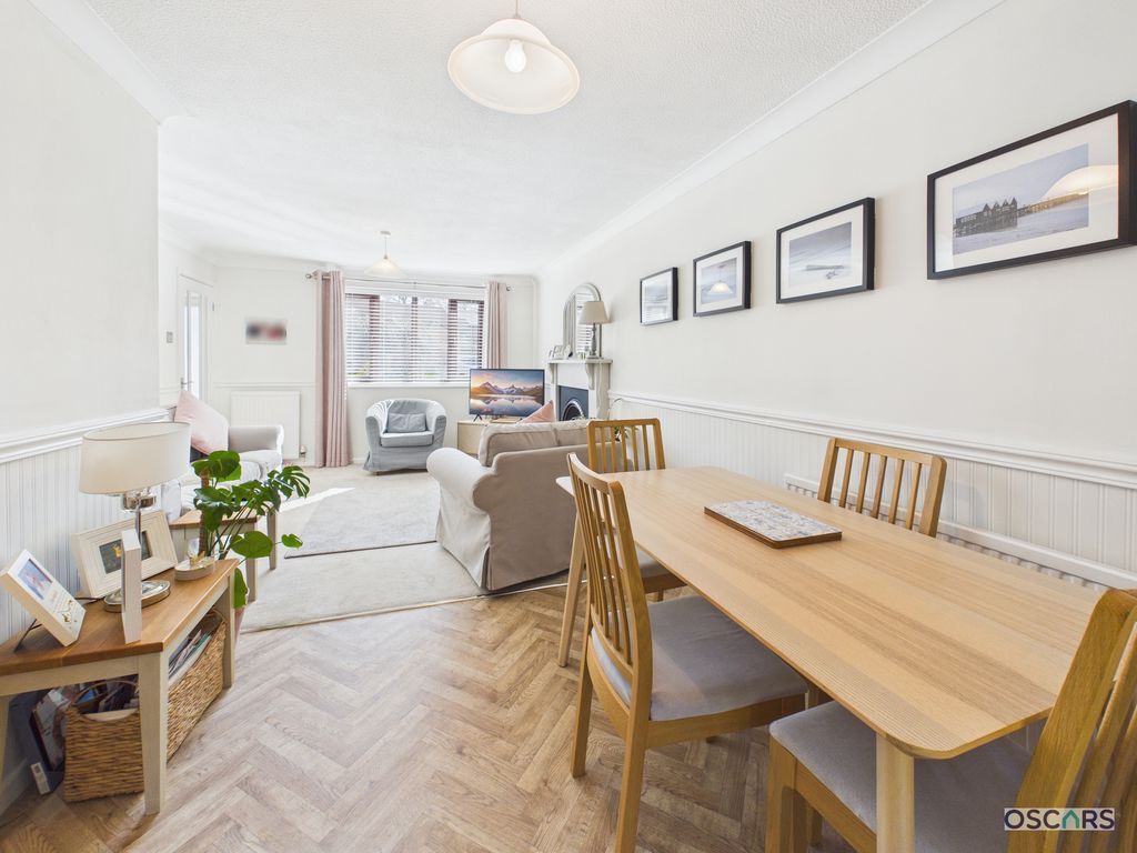 Property photo 3 of 28 Photo 7