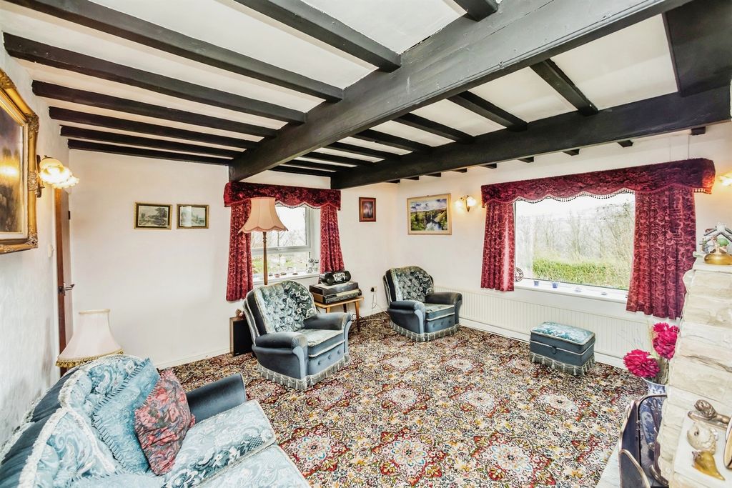 Property photo 3 of 17