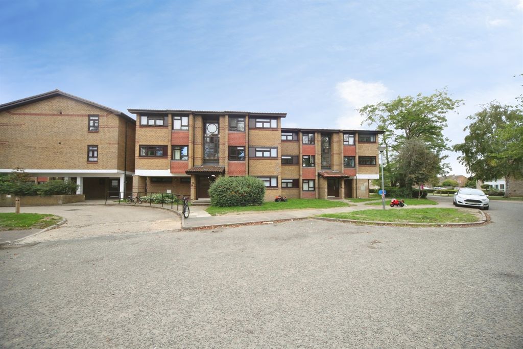 Property photo 1 of 13
