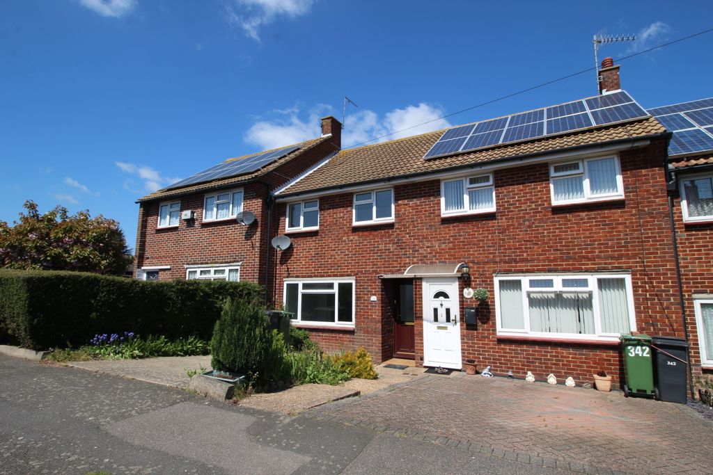 Property photo 1 of 10 Front