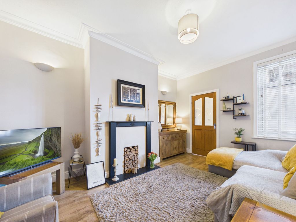 Property photo 2 of 16