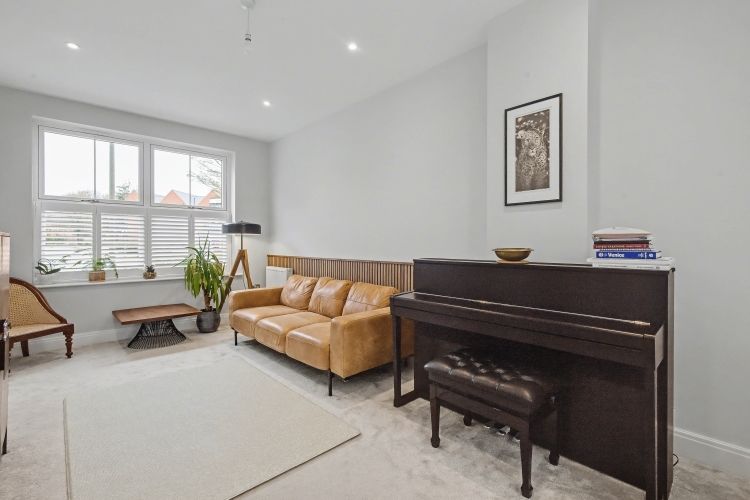 Property photo 3 of 8 325551