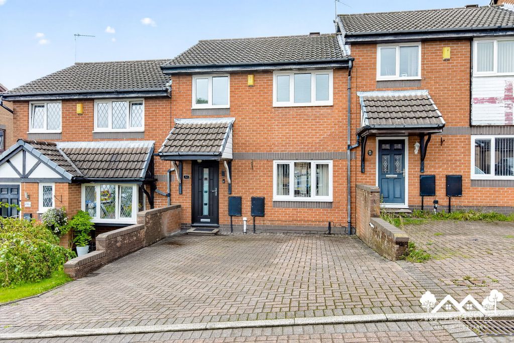 Property photo 1 of 33