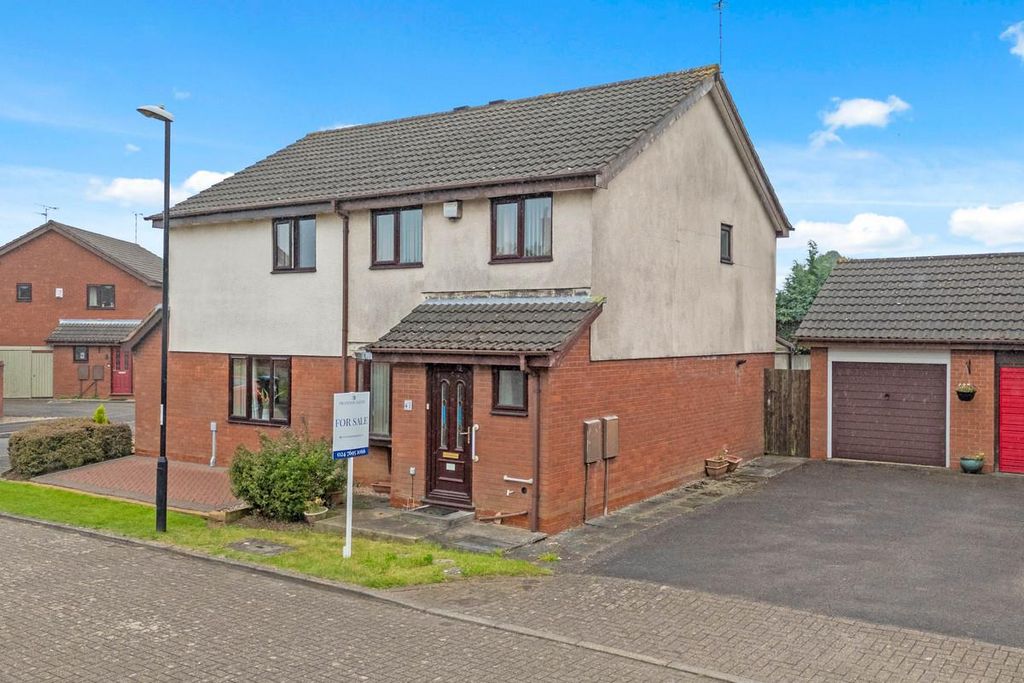 Property photo 1 of 19