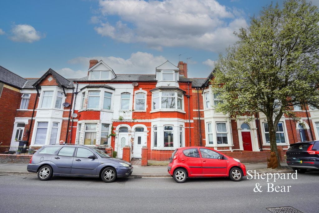 Property photo 1 of 22 Front (Exterior)