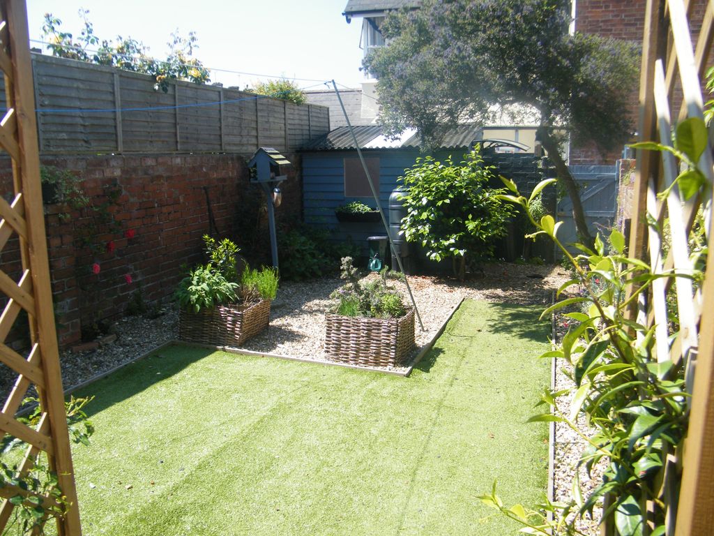 Property photo 2 of 10