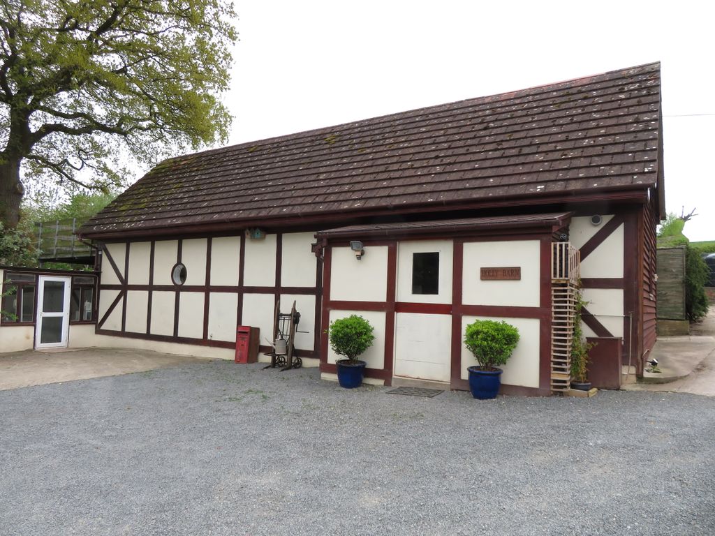 Property photo 1 of 23