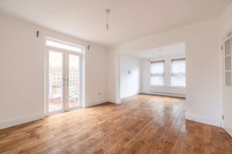 Property photo 2 of 10 Photo 5