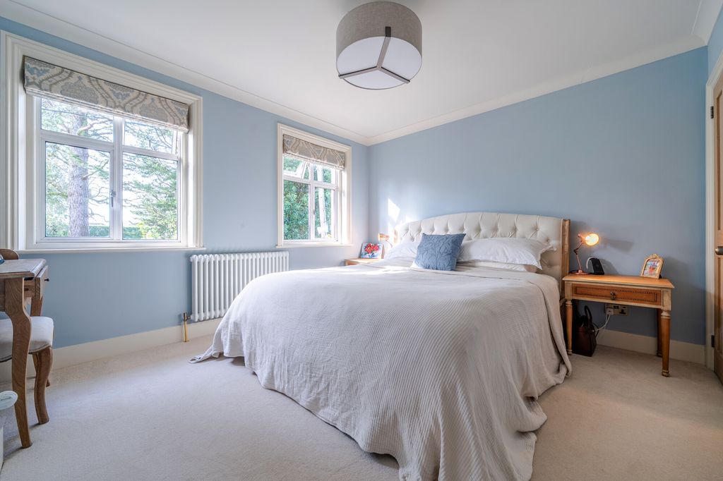 Additional image 5 of 3 bed semi-detached house for saleChurch Path, Hook RG27