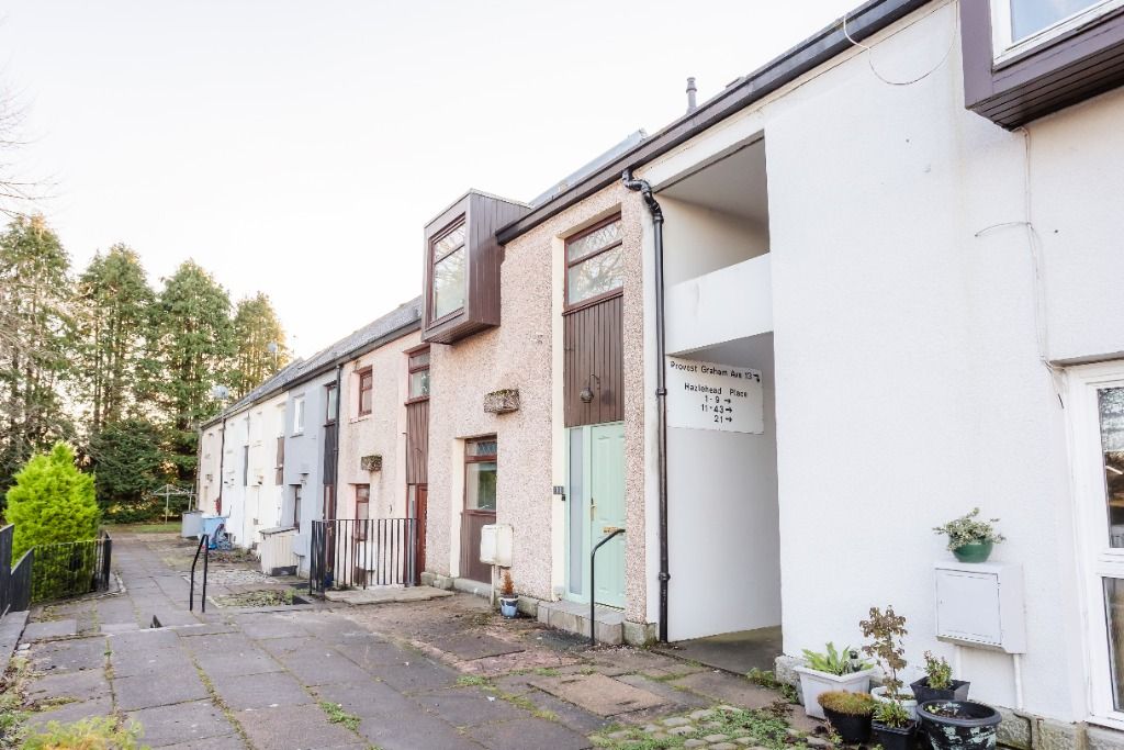 Property photo 1 of 18 Photo 1