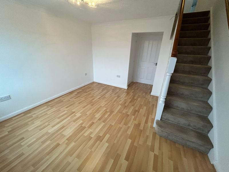 Property photo 3 of 19 Photo 3