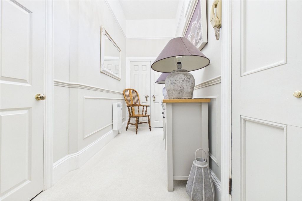 Property photo 3 of 16 Hallway