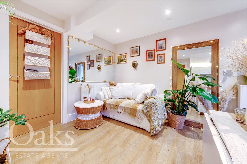 Property photo 2 of 8 Picture No. 09