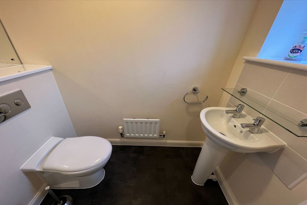 Property photo 2 of 8 WC