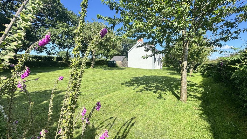 Property photo 2 of 34 Goleufryn4.Jpg