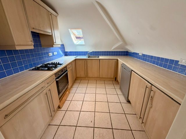 Property photo 2 of 16 Image