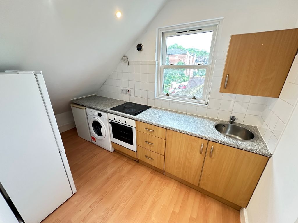 Property photo 3 of 6 5151543