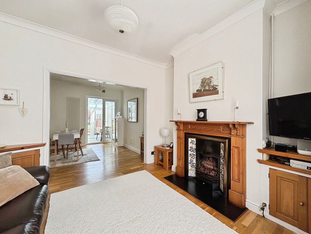 Property photo 3 of 15 Pbox-Img.Jpg