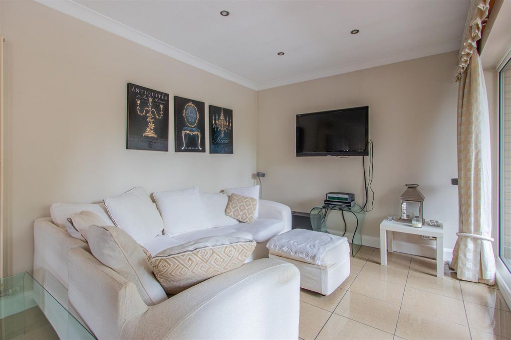 Property photo 3 of 15 Summerau Court 2-6.Jpg