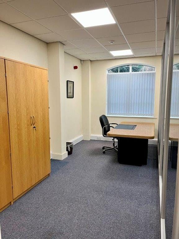 Property photo 2 of 5 Off1.Jpg