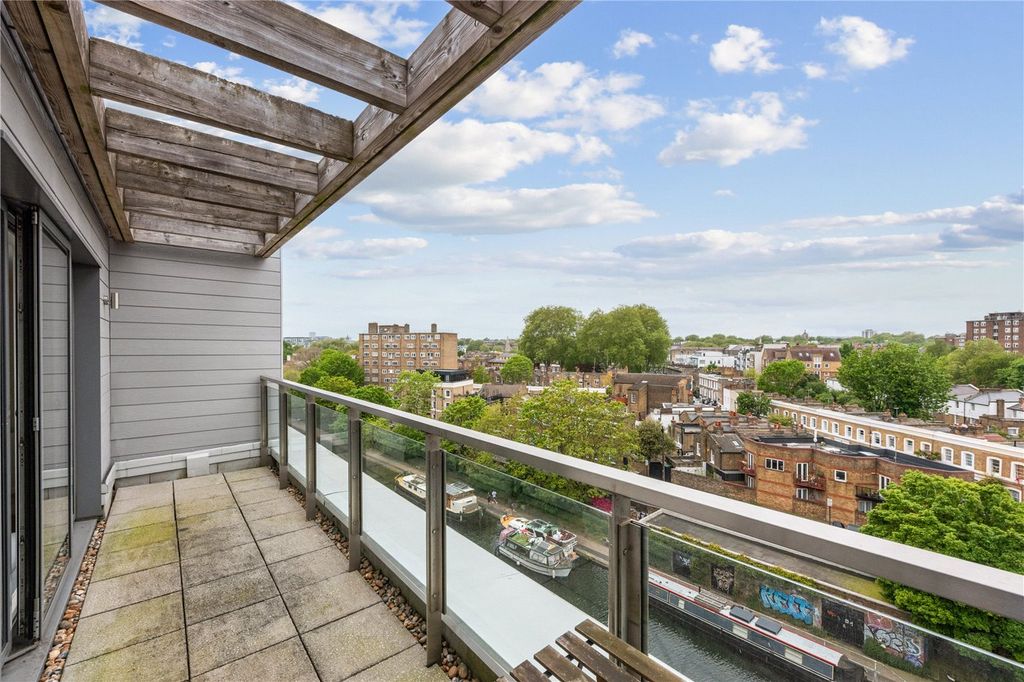 Property photo 3 of 16 Picture No. 27