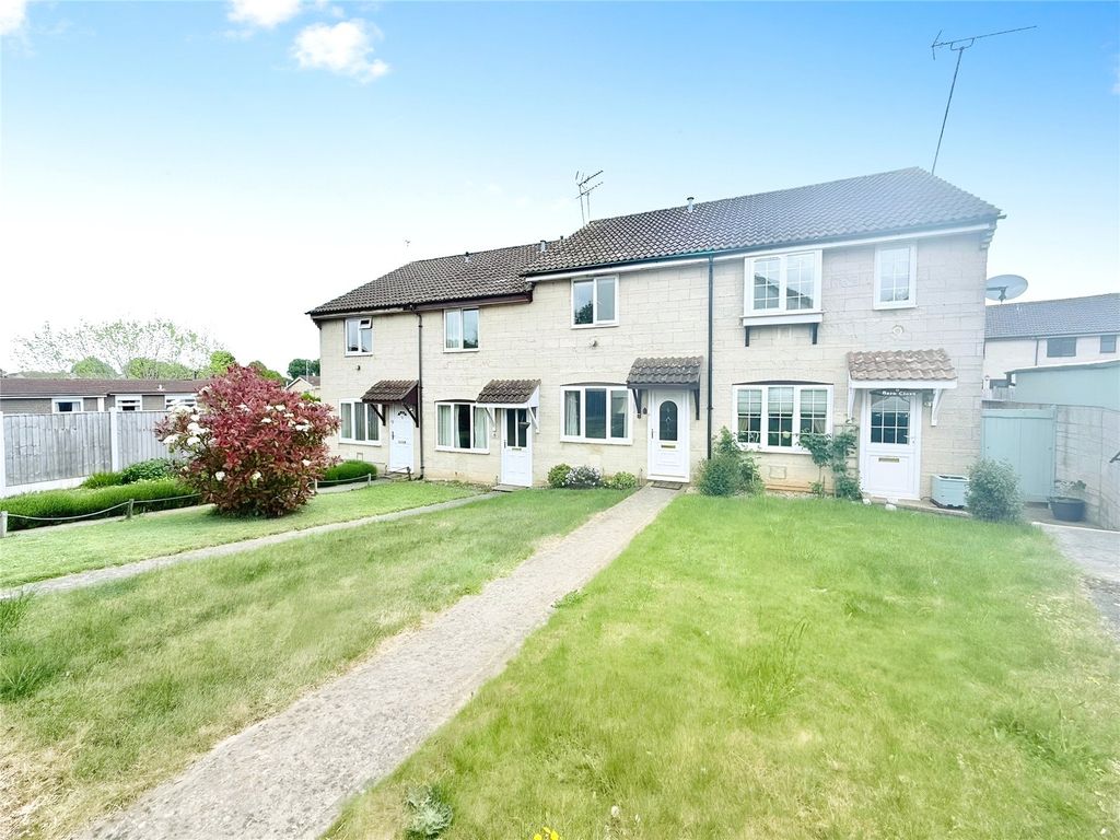 Property photo 1 of 12 External