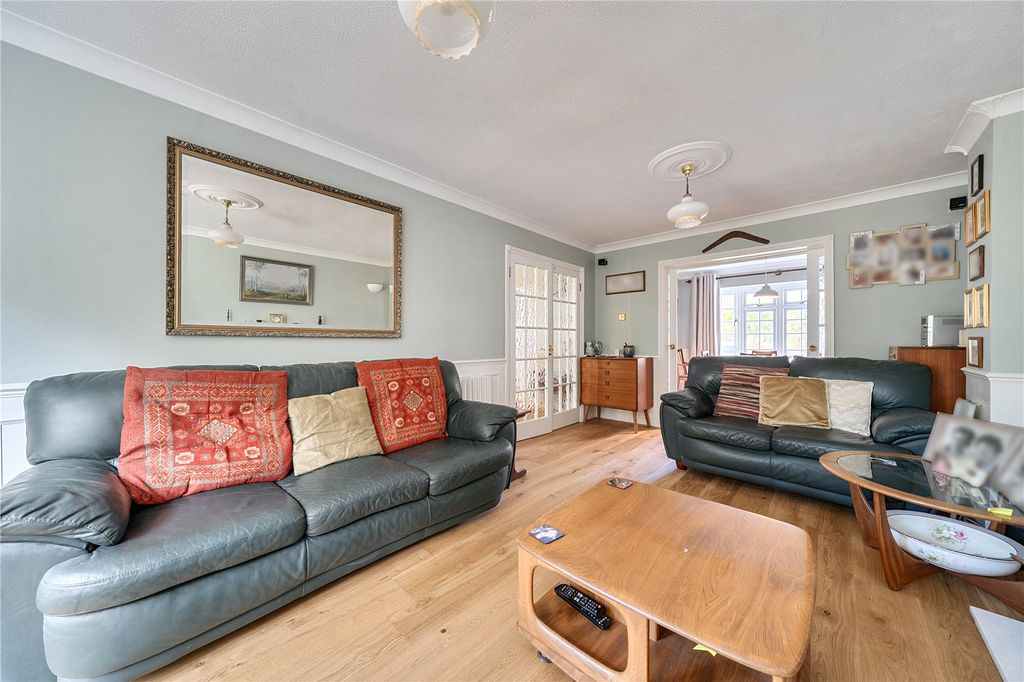 Property photo 2 of 13 Picture No. 15