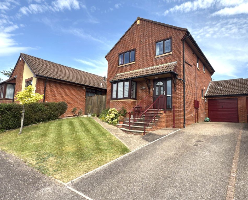 Property photo 1 of 17