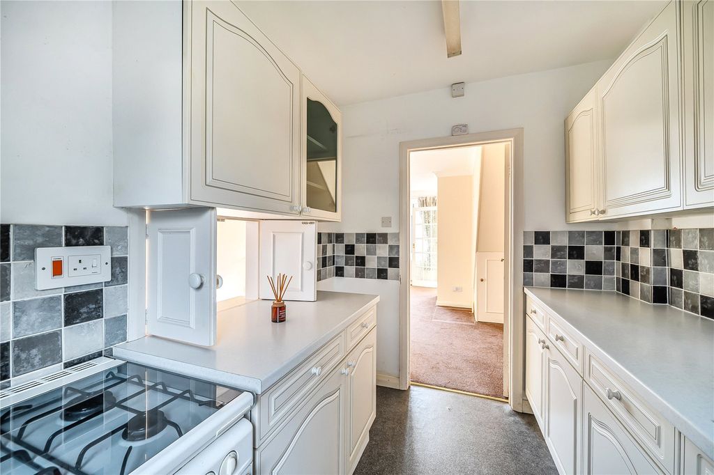 Property photo 3 of 15 Picture No. 16