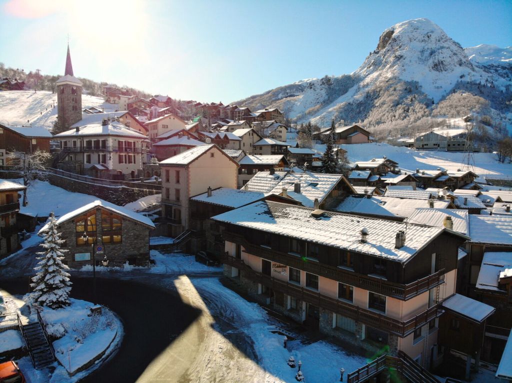 Property photo 3 of 10 Saint-Martin-De-Bell