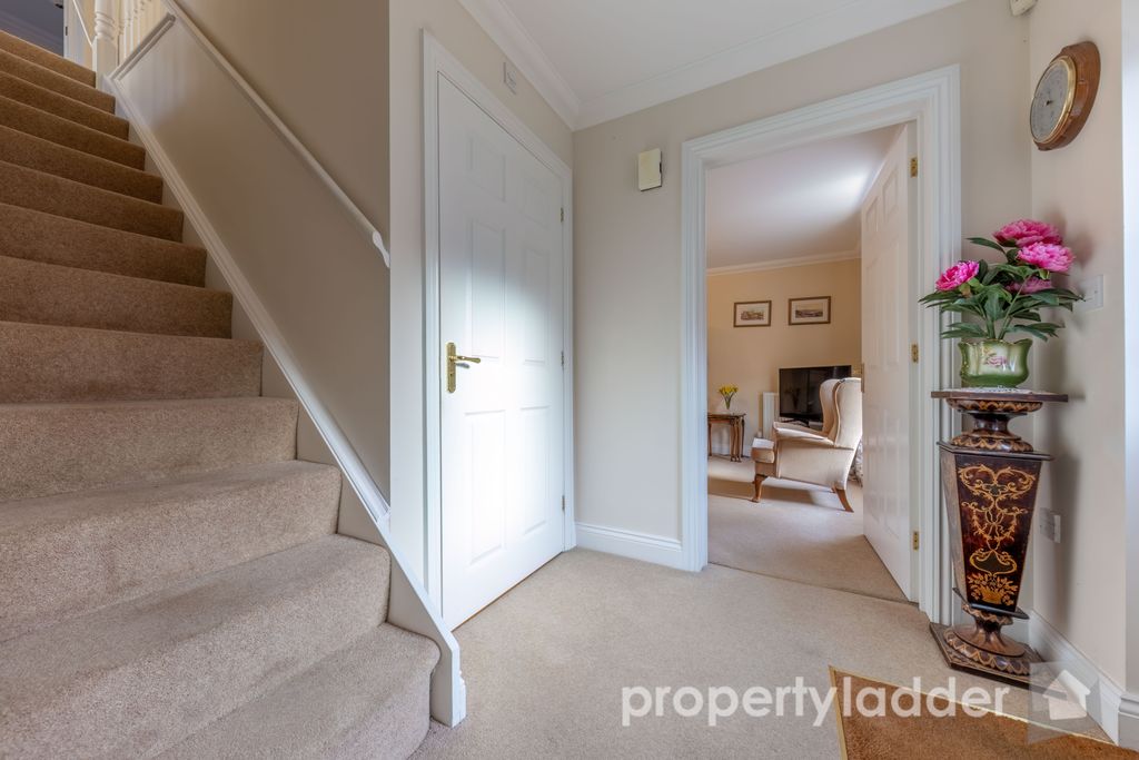 Property photo 2 of 26 Pl -16